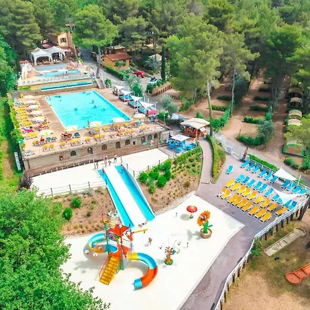 Le Pianacce Camping Village Üdülőpark Castagneto Carducci