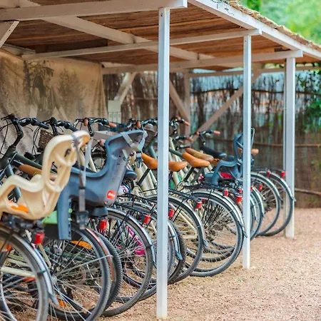 Le Pianacce Camping Village Üdülőpark Castagneto Carducci
