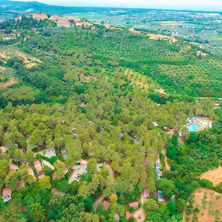 Üdülőpark Le Pianacce Camping Village
