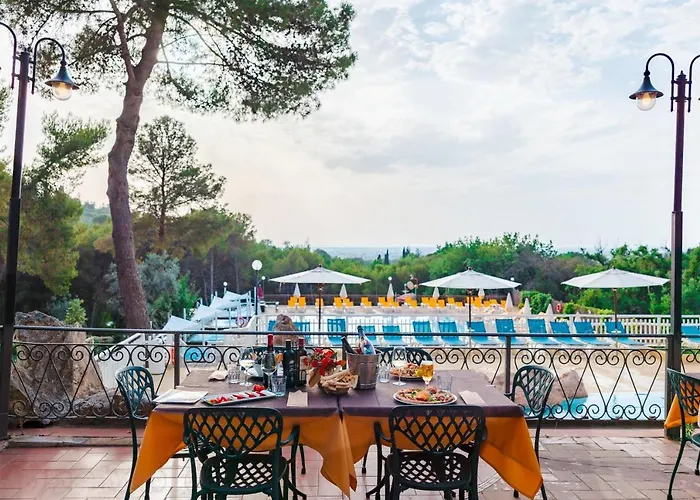 ホリデーパーク Le Pianacce Camping Village 3*
