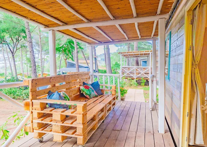 ホリデーパーク Le Pianacce Camping Village 3*